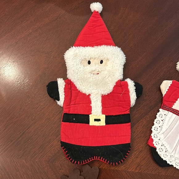 Pottery barn Kids holiday Christmas Puppet set 4 Santa, Mrs Claus,Reindeer & Elf - Picture 2 of 6